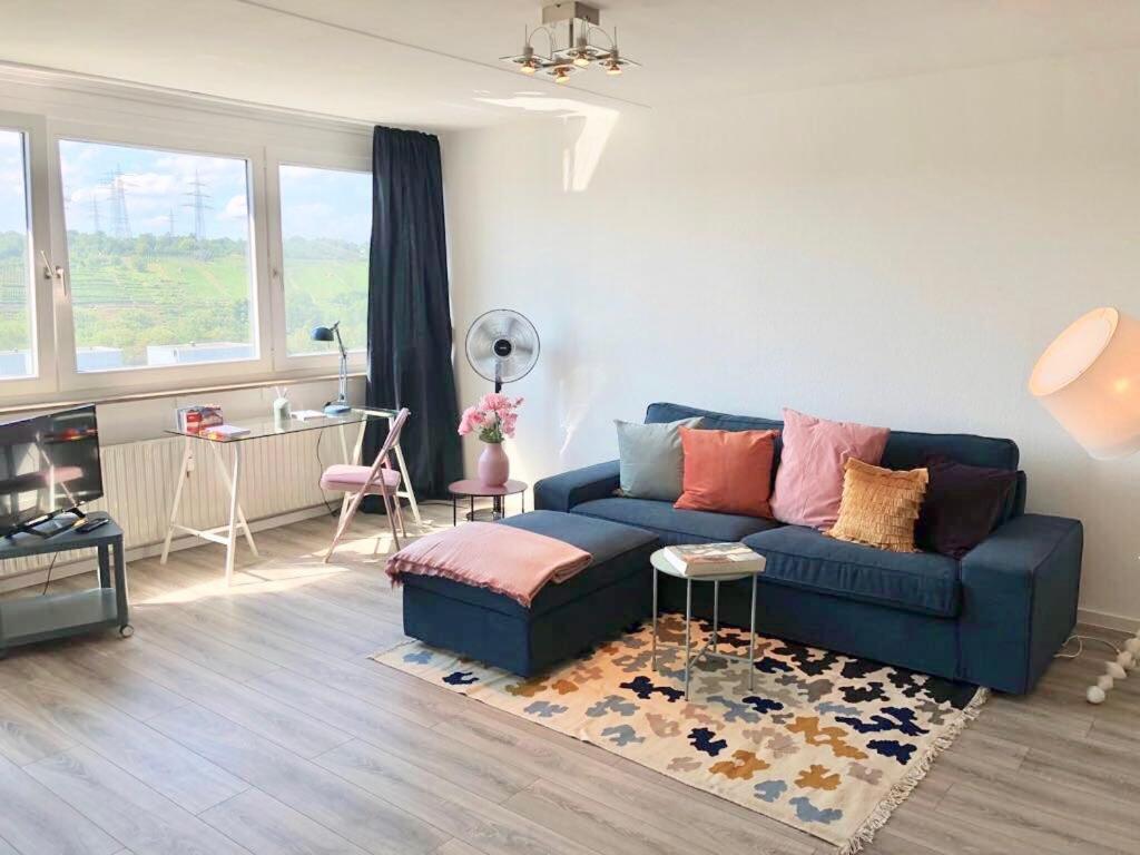 Grosses Appartement Mit Aussichtsbalkon Λούντβιχσμπουργκ Εξωτερικό φωτογραφία